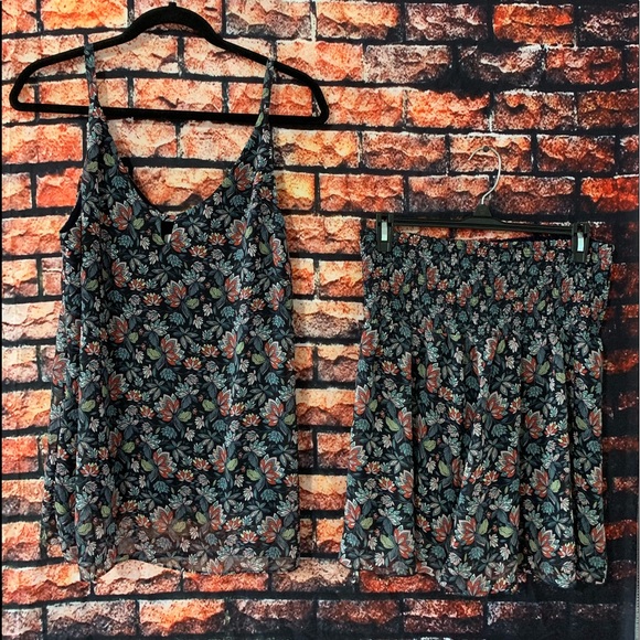 Cabi Flirt Floral 2 Piece - Picture 1 of 6